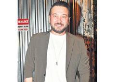 ‘Onur Bey’in yan şubesiyim'