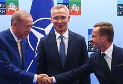 İsveç'te büyük skandal: Türkiye görüşmesinin kritik belgelerini havalimanında unuttular!