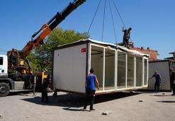 Depremden zarar gören Sındırgı esnafına AFAD'dan destek