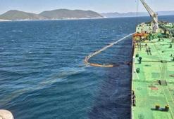 Novorossiysk Limanı’nda petrol sızıntısı: 30 metreküp ham petrol Karadeniz’e karıştı