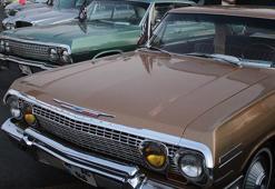 Kayseri’de klasik otomobiller sahne aldı
