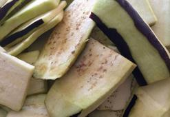 Patlıcanı daha önce böyle yemediniz! Etsiz en güzel sebze tarifi, dışı çıtır içi yumuşacık oluyor