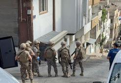 Gizli bölmede saklandı, özel harekat operasyonuyla yakayı ele verdi
