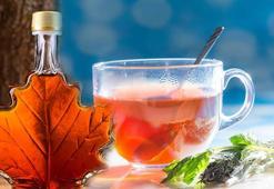 Çayı şeker yerine bunu atın! 1 kaşığı şerbet gibi yapıyor, diyet dostu tatlandırıcı