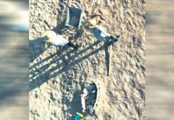 Sular çekildi mezarlık ortaya çıktı