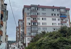 Çamaşır asarken 5’inci kattan düşüp öldü