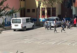 Kantinden ekler yiyen 5 öğrenci zehirlendi