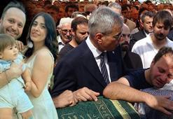 Otomobil Kızılırmak'a uçtu! Anne ve 3 yaşındaki oğlu can verdi