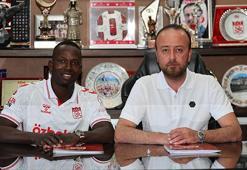Sivasspor'dan Aly Malle için imza töreni!