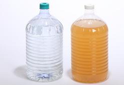 Banyoda sirke savaşına son! Beyaz mı elma mı daha etkili, keskin kokuya meydan okuyor