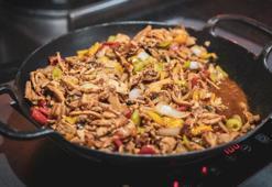 Tavuk sotede lezzet arayan but seçsin! Hemen tavaya koymayın, lokum gibi şef tarifi