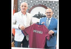 Karakoyun’dan Vali Ustaoğlu’na ziyaret