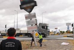 Kapadokya’da tabela kaldırma çalışmaları tamamlandı