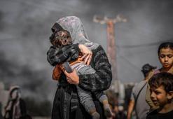 İsrail kana doymuyor! 7 aylık bebek annesinin kucağındayken İsrail kurşunuyla can verdi