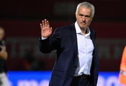 Jose Mourinho, Benfica ile ilk maçında galibiyet sevinci yaşadı!