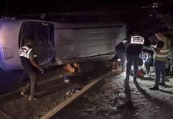 Gaziantep'te feci kaza! Lastiği patlayan minibüs taklalar attı: Ölü ve yaralılar var