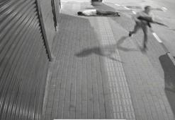 Bursa'da korkunç olay! Kalabalığın arasına girdi ve husumetlisini başından vurdu