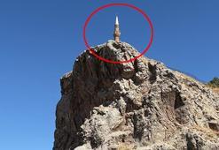 52 metre kayalıkların üzerinde! Kentin simgesine 'duvarlı' önlem