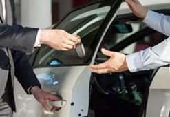 Resmi Gazete'de yayımlandı! Otomobil fiyatları düşüyor! İşte o araçlar