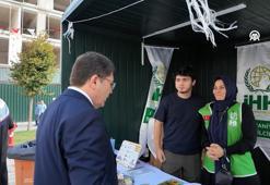 Adalet Bakanı Tunç, İstanbul'da "Filistin Farkındalık Çadırı"nı ziyaret etti