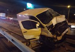 TEM Otoyolu'nda korkunç kaza: Panelvan bariyere girdi, 1 yaralı