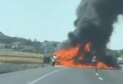 Diyarbakır’da seyir halindeki kamyonet bir anda alev yanmaya başladı ve topuna döndü