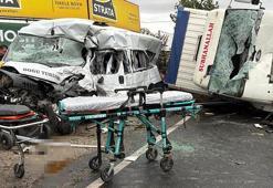 Tekirdağ'da can pazarı! İşçi servisi ile kamyon çarpıştı: Ölü ve yaralılar var