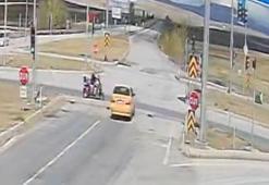 Çorum’da ticari taksi ile üç tekerlekli motosiklet çarpıştı