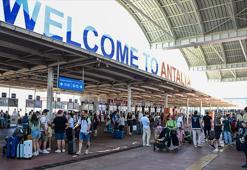 Antalya'ya gelen turist sayısı 14 milyonu aştı