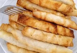 Sigara böreği yaparken taşmaya, patlamaya son! Harcına 1 yemek kaşığı ekleyin