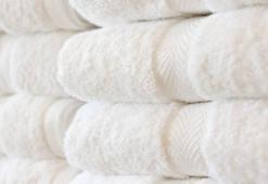 Otel çalışanları sırrını verdi! Havluları yumuşacık yapan yöntem