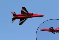 Türkiye'nin ilk milli jet eğitim uçağı HÜRJET'ten 300. test uçuşu