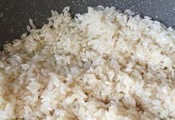 Pirinç pilavının sırrı bu meyvedeymiş! Lapa olmuyor tane tane dökülüyor