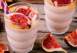 Sütün içine incir atan hastalanmak bilmiyor! Kemikler kale gibi olacak, resmen ilaç gibi