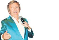 Kuşadası Lucky’s Club’da Erol Evgin ile muhteşem gece