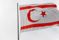 KKTC'de Hüseyin Gürlek, seçimlerde Ersin Tatar lehine adaylıktan çekildi