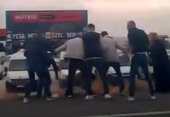 Aksaray’da polis cenazesi sonrası saldırı! Yol tartışması kanlı bitti: 4 yaralı, 7 gözaltı