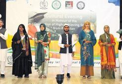 Pakistanlı başarılı öğrenciler onuruna kültürel akşam