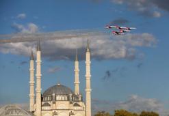 Cumhuriyetin 102. yılına hazırlık! Türk Yıldızları Selimiye semalarında test uçuşu yaptı