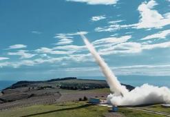 Yeni balistik füze testi tam isabet