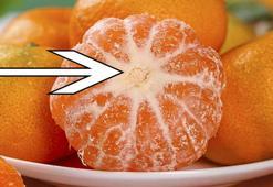 Mandalinanın en yararlı kısmını hep atıyoruz: İşte beyaz ip görünümlü liflerin sırrı