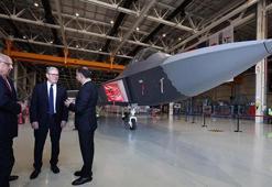 Ankara'ya gelen İngiltere Başbakanı Starmer'den TUSAŞ'a ziyaret! KAAN hakkında bilgi aldı