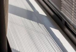 Panjur toz tutmuyor! Sprey ürünleri kullanmadan önce şunu deneyin