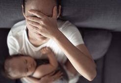 Yeni doğum yapan her 10 anneden 7’si lohusa depresyonu yaşıyor! 2 yıla kadar sürebiliyor