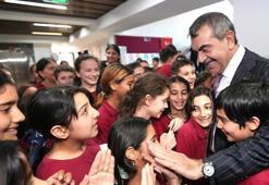 Milli Eğitim Bakanı Tekin'den Bursa ve Balıkesir'deki iki okula sürpriz ziyaret