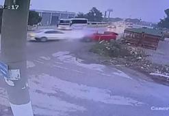 İzmir'deki feci kaza kamerada: 2 ölü, 4 yaralı