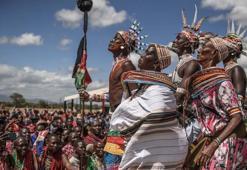 Kenya'da dikkat çeken kabile festivali! İlginç takılar takıp, dans ettiler
