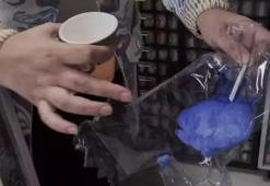 5 yaşındaki çocuk pamuk şeker yedi, ağzı köpürdü, kustu