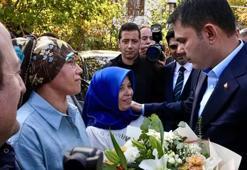 Köyünü alevlere teslim etmek istememişti! Yeni evlerin temelini Bakan Kurum'la birlikte attı