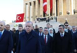 Erdoğan ve devlet erkanı Ata'nın huzurunda